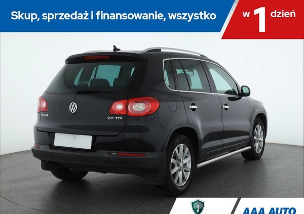 Volkswagen Tiguan cena 38000 przebieg: 233289, rok produkcji 2009 z Międzylesie małe 232